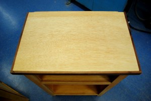 Preview: black walnut edge detail Black walnut edge detail