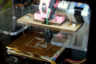 Chalk woman in action